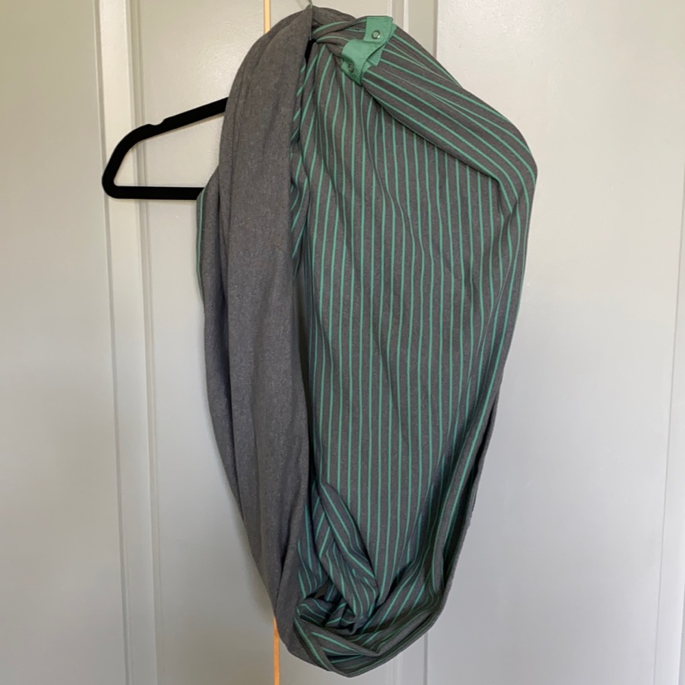 Lululemon vinyasa scarf